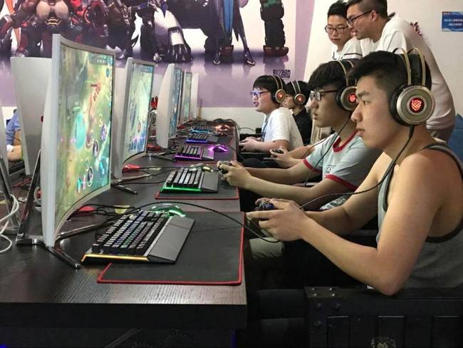 网吧一年倒闭超1.2万家