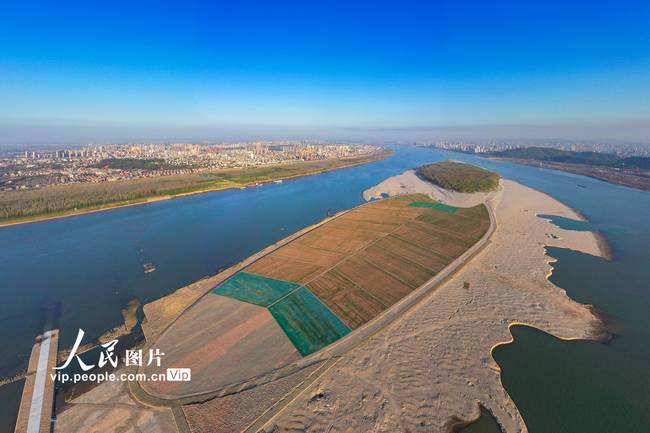 长江武汉至安庆段6米水深航道全线贯通【2】