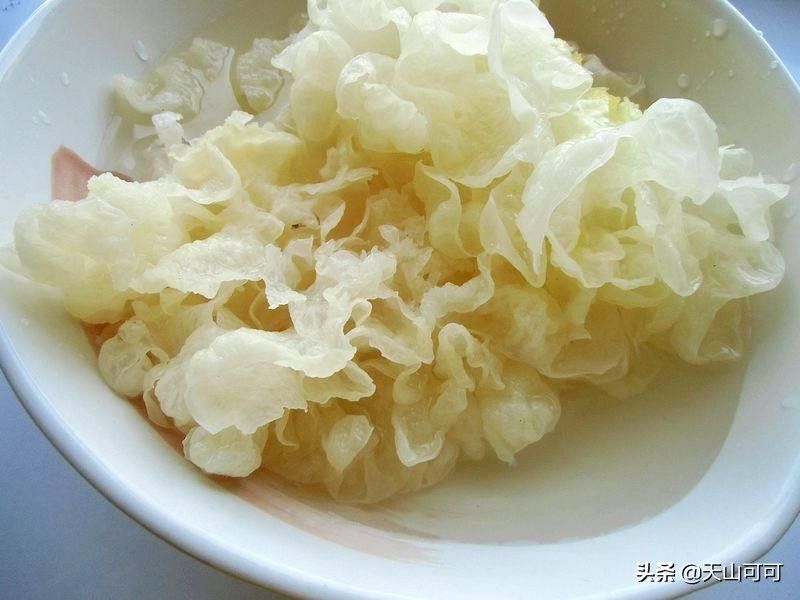 银耳怎样才能煮的很黏稠？是用凉水泡发好还是热水泡发？