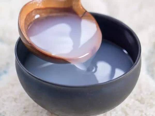 4个宝宝可以吃辅食吗?3款4个月大宝宝辅食推荐,简单易学