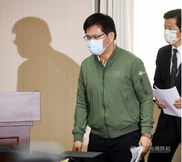 台湾交通部门负责人为台铁请辞，苏贞昌批准